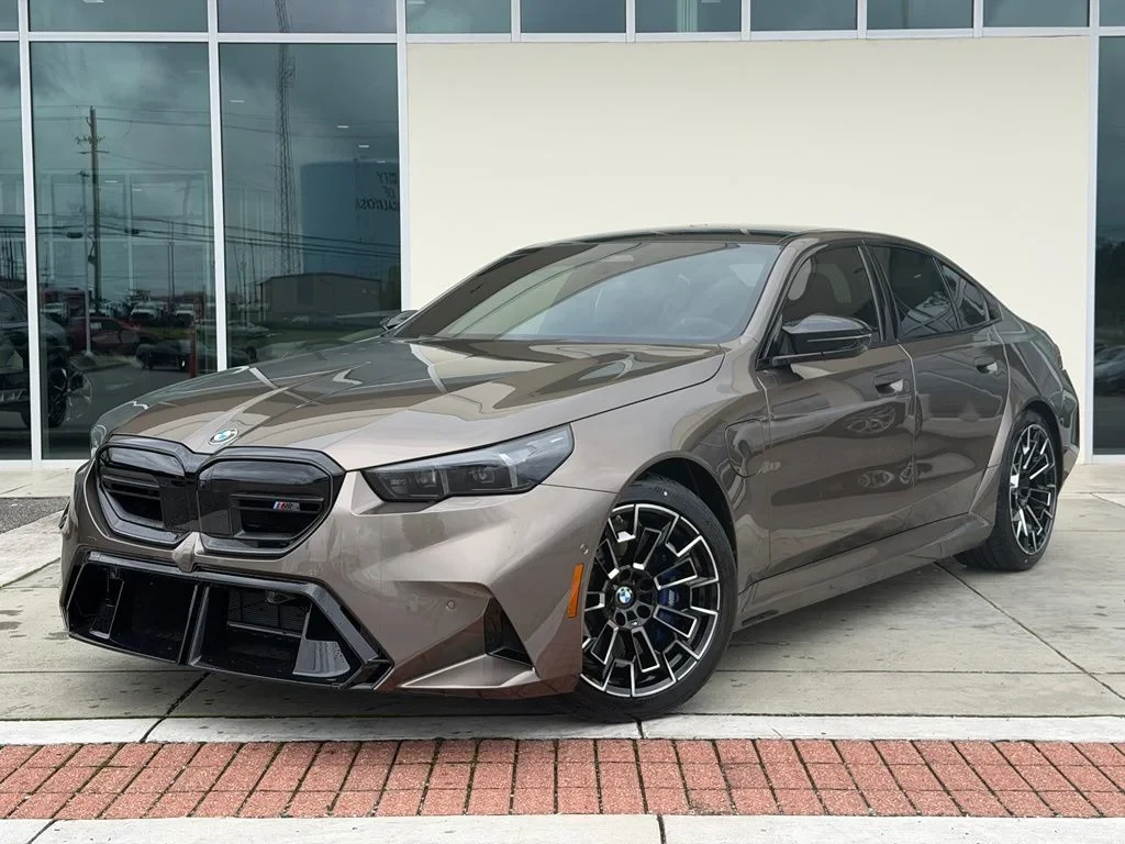 2027 BMW M5